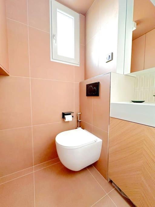 Appartement Le Temple Des Sorbets, Un Petit Cocon Parisien ! Parijs